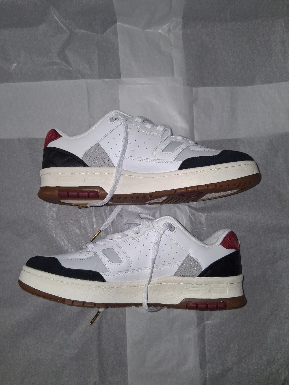 Fila Sneakers Brand New, Men 11 - Picture 6 of 9